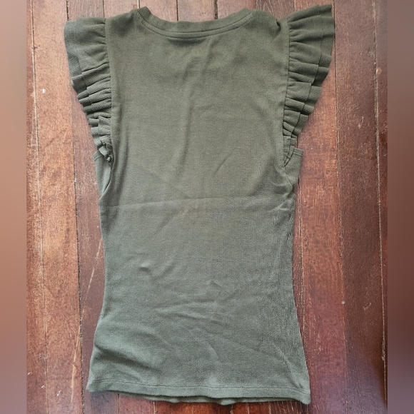 NWOT GAP Ribbed Flutter Sleeve Top – Size XS (Olive Night) - Picture 4 of 5